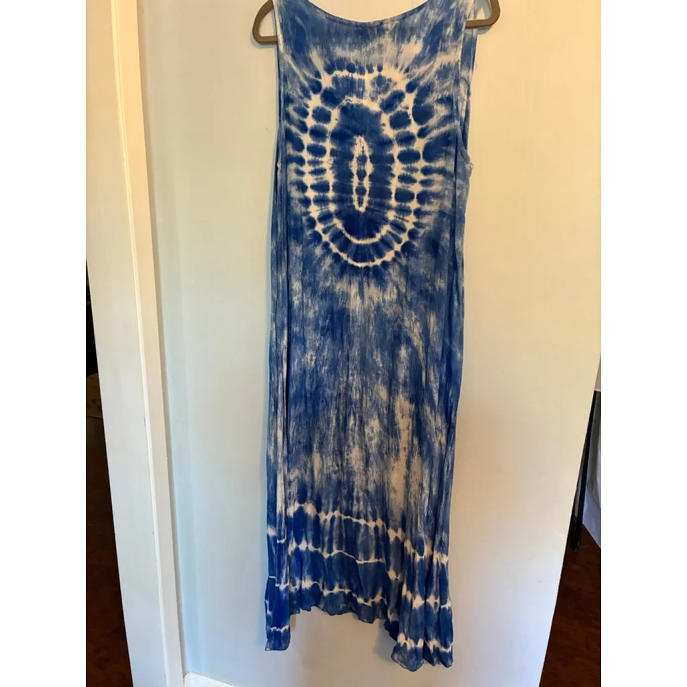 0163 NWT Tie Dye Maxie dress in blue and white. Size M/L - Picture 4 of 11